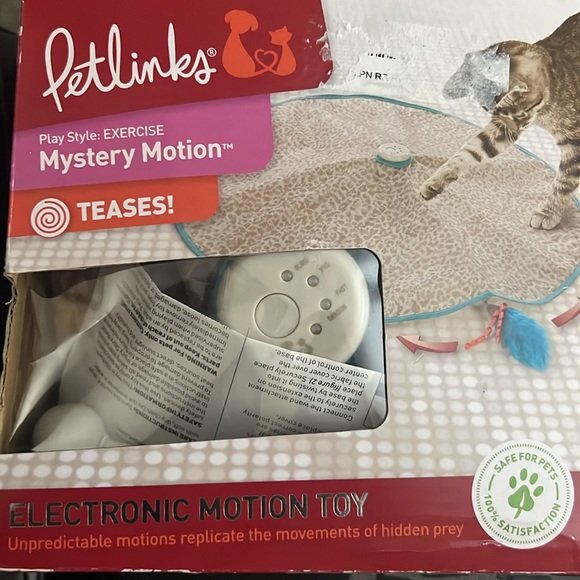 Petlinks Instincts Hidden Hijinks Cat Toy. New in box. - Picture 6 of 7